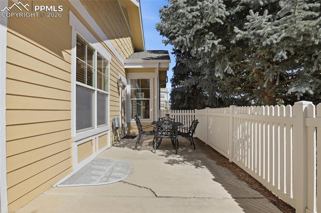 1404 Lewis Ridge View Colorado Springs CO 80907