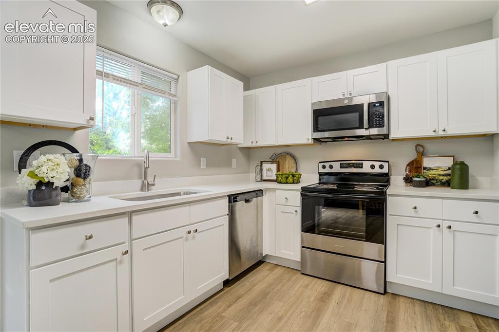 359 Ellers Grove Colorado Springs CO 80916