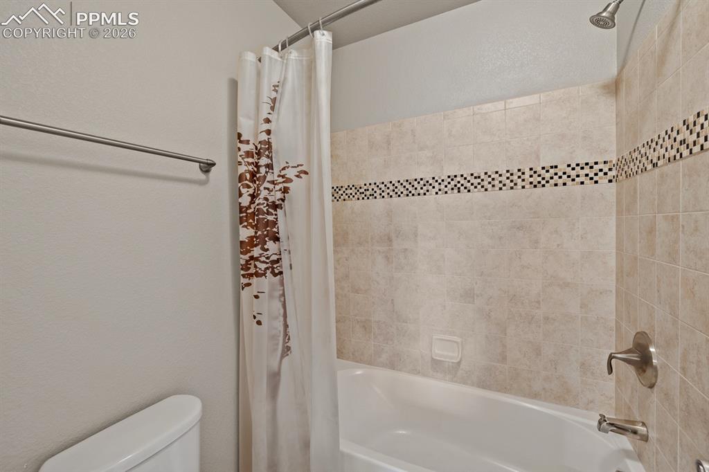 5460 Smokey Heights Colorado Springs CO 80924