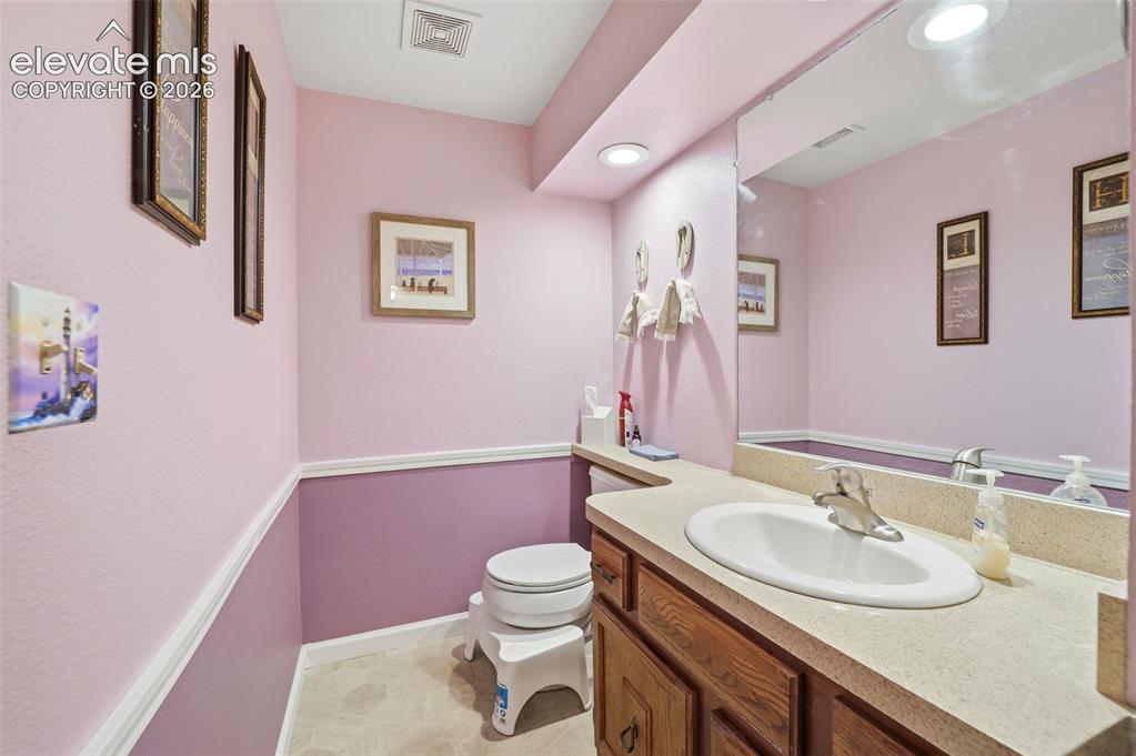 2087 Sussex Lane Colorado Springs CO 80909