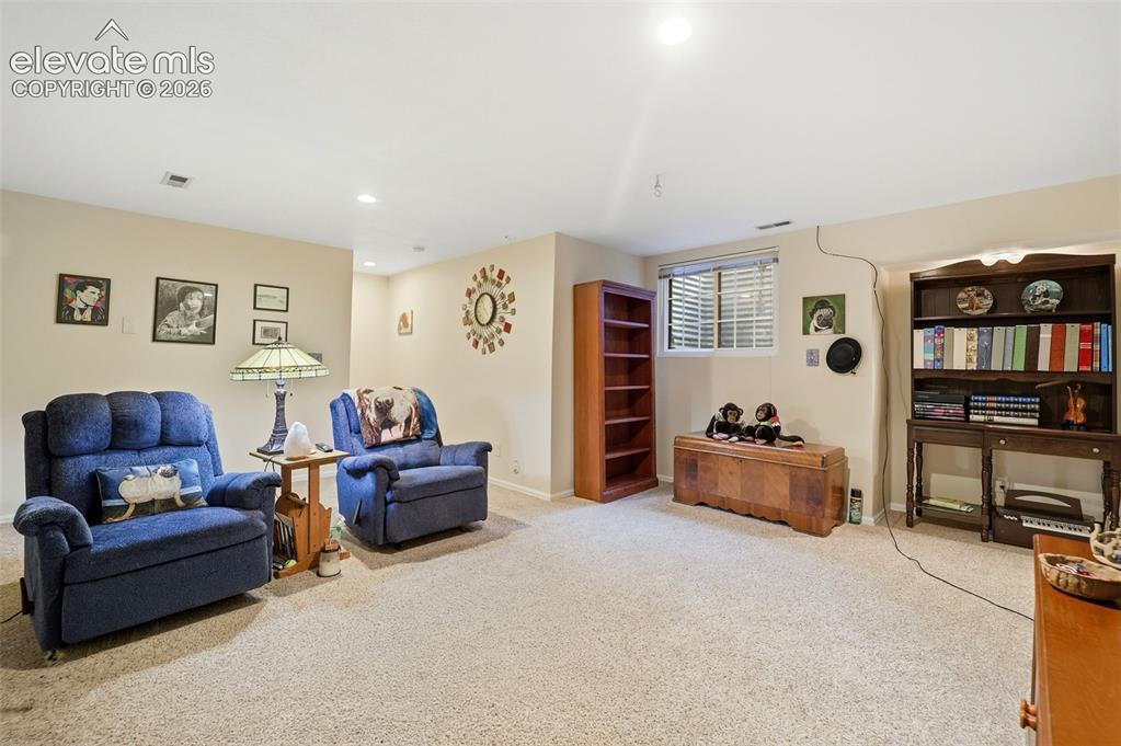 2087 Sussex Lane Colorado Springs CO 80909