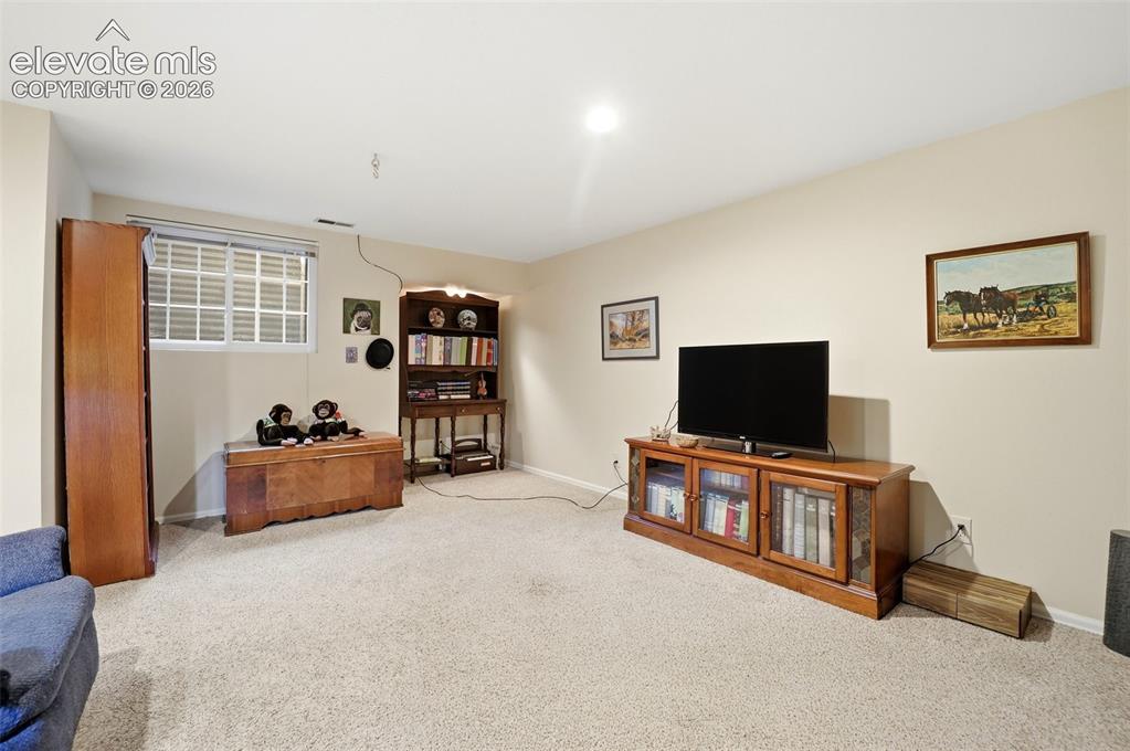 2087 Sussex Lane Colorado Springs CO 80909