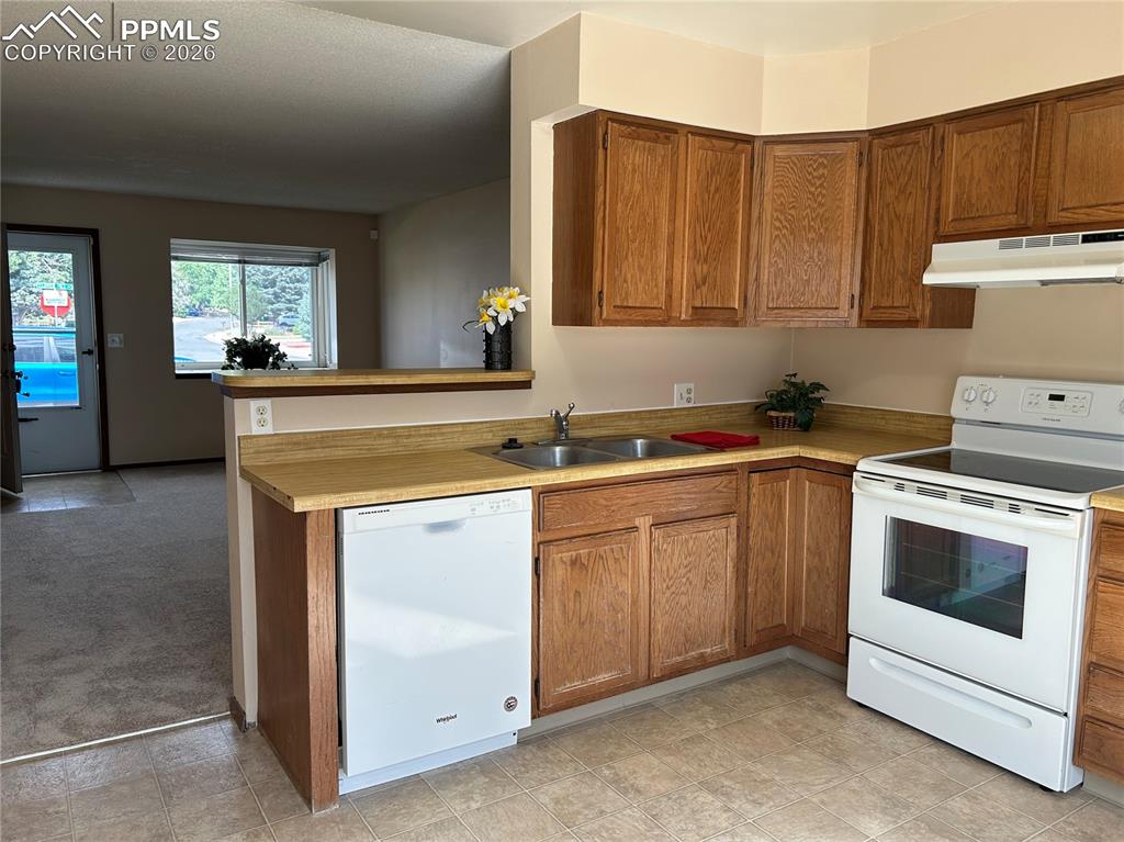 7612 Clover Hill Drive Colorado Springs CO 80920