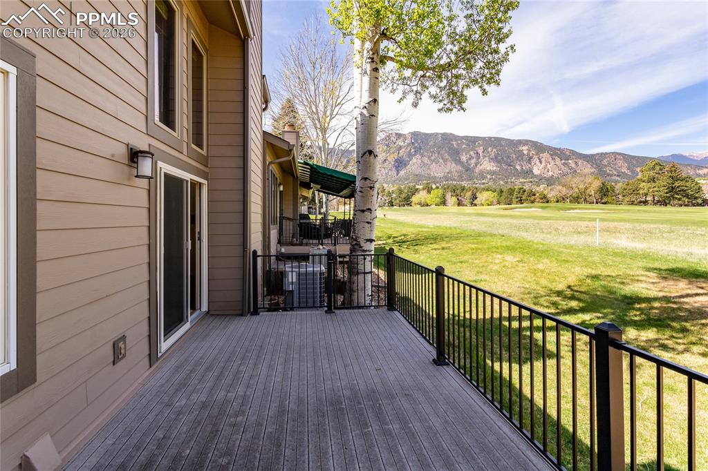 24 Woodbridge Drive Colorado Springs CO 80906