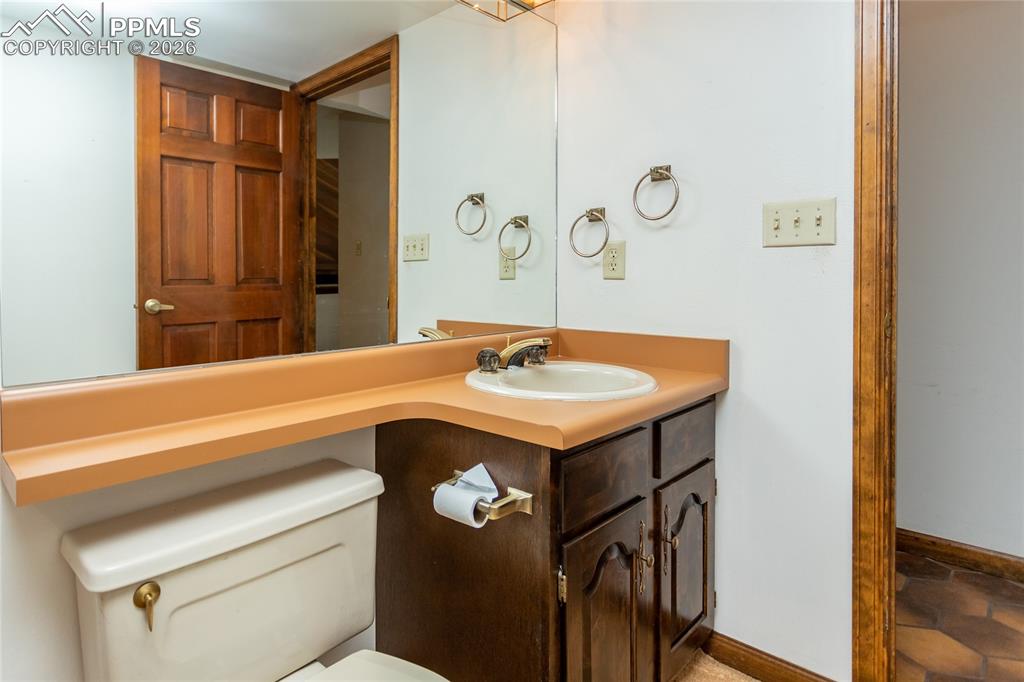 24 Woodbridge Drive Colorado Springs CO 80906