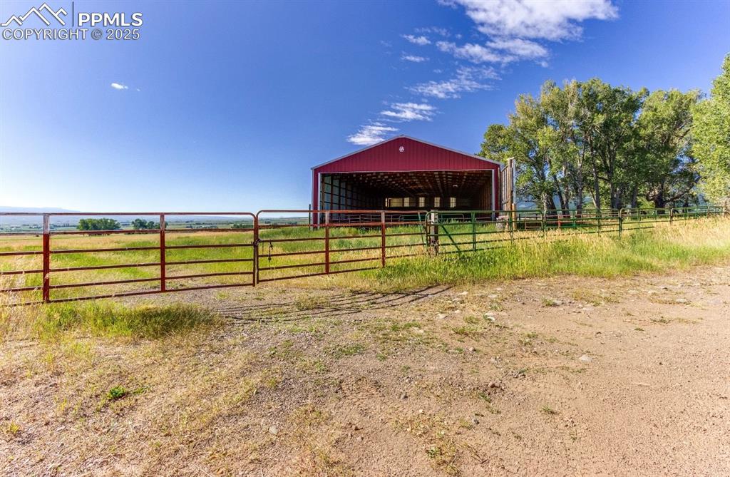 1290 Hill Country Road Westcliffe CO 81252