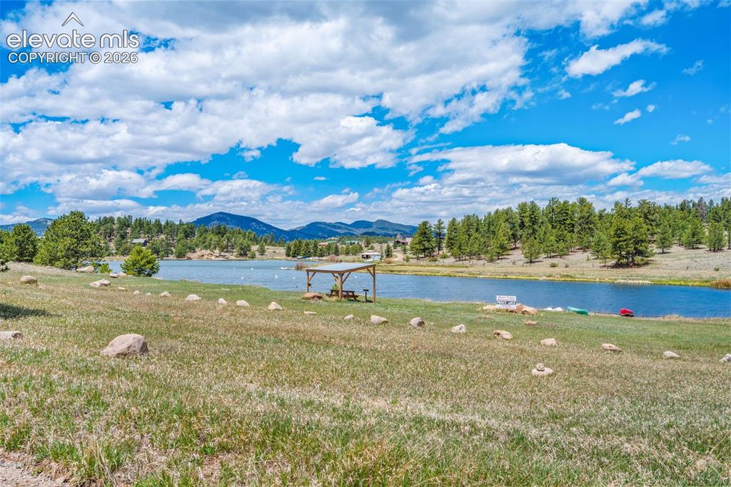 121 Bridle Lane Florissant CO 80816