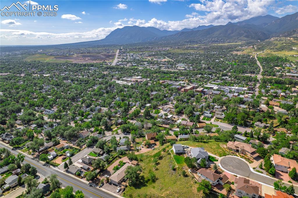 222 Wine Street Colorado Springs CO 80904