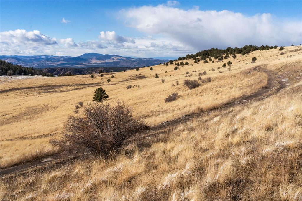Private Road Cripple Creek CO 80813