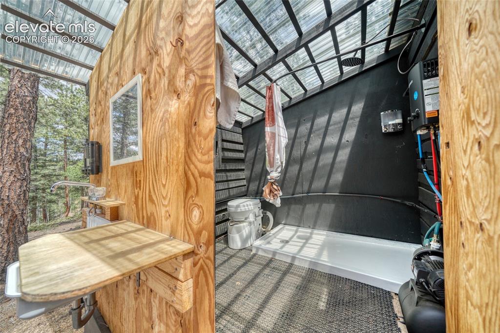 2927 Pathfinder Road Florissant CO 80816