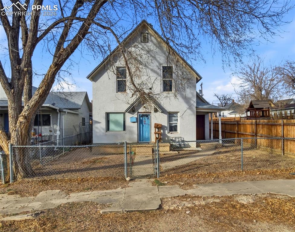 805 E 7th Street Pueblo CO 81003