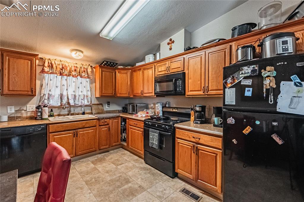 735 E Vermijo Avenue Colorado Springs CO 80903