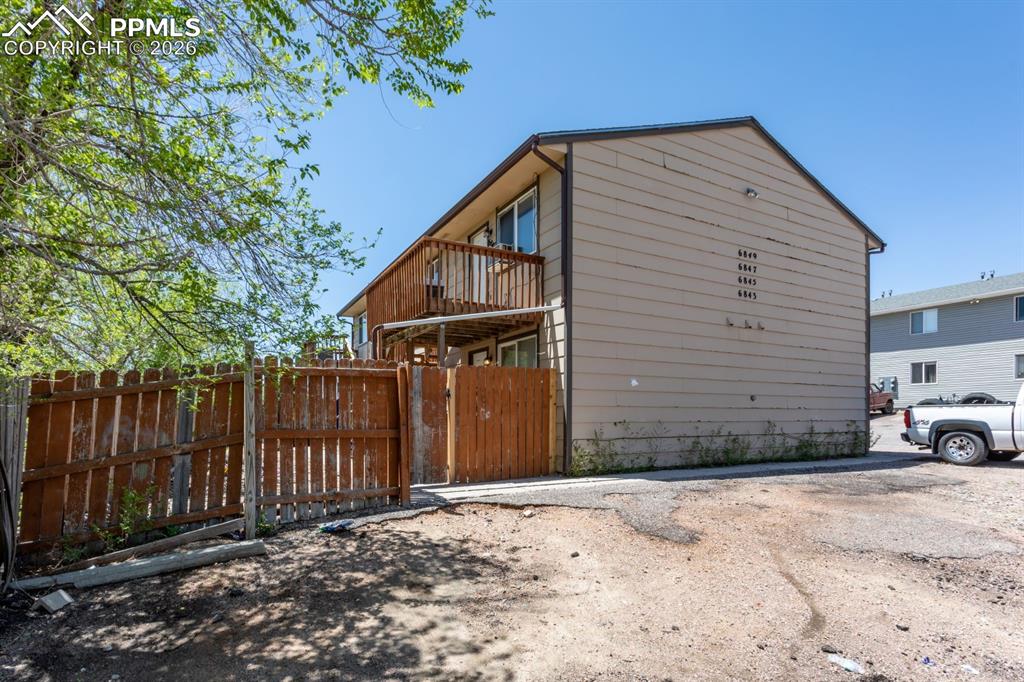 6843 Western Place Colorado Springs CO 80915