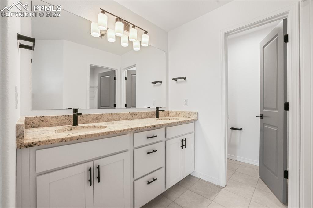 3727 Lander Lane Colorado Springs CO 80909