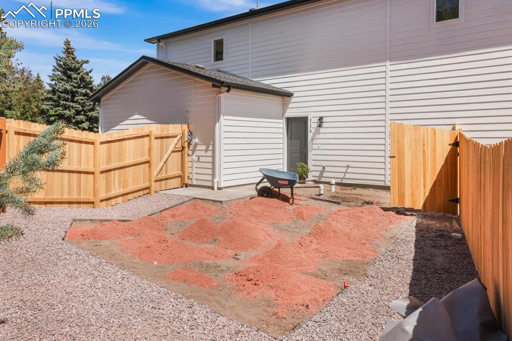 3727 Lander Lane Colorado Springs CO 80909