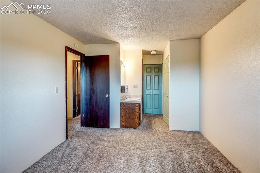 5034 El Camino Drive Colorado Springs CO 80918