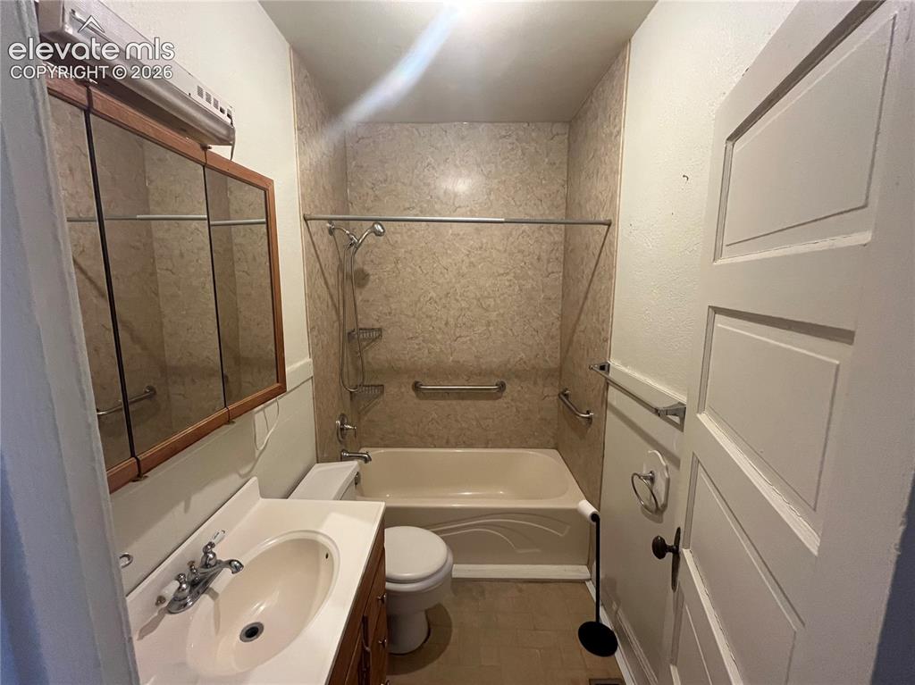 1019 E Boulder Street Colorado Springs CO 80903