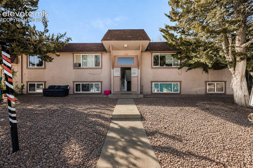 318 Bonnie Court Colorado Springs CO 80916