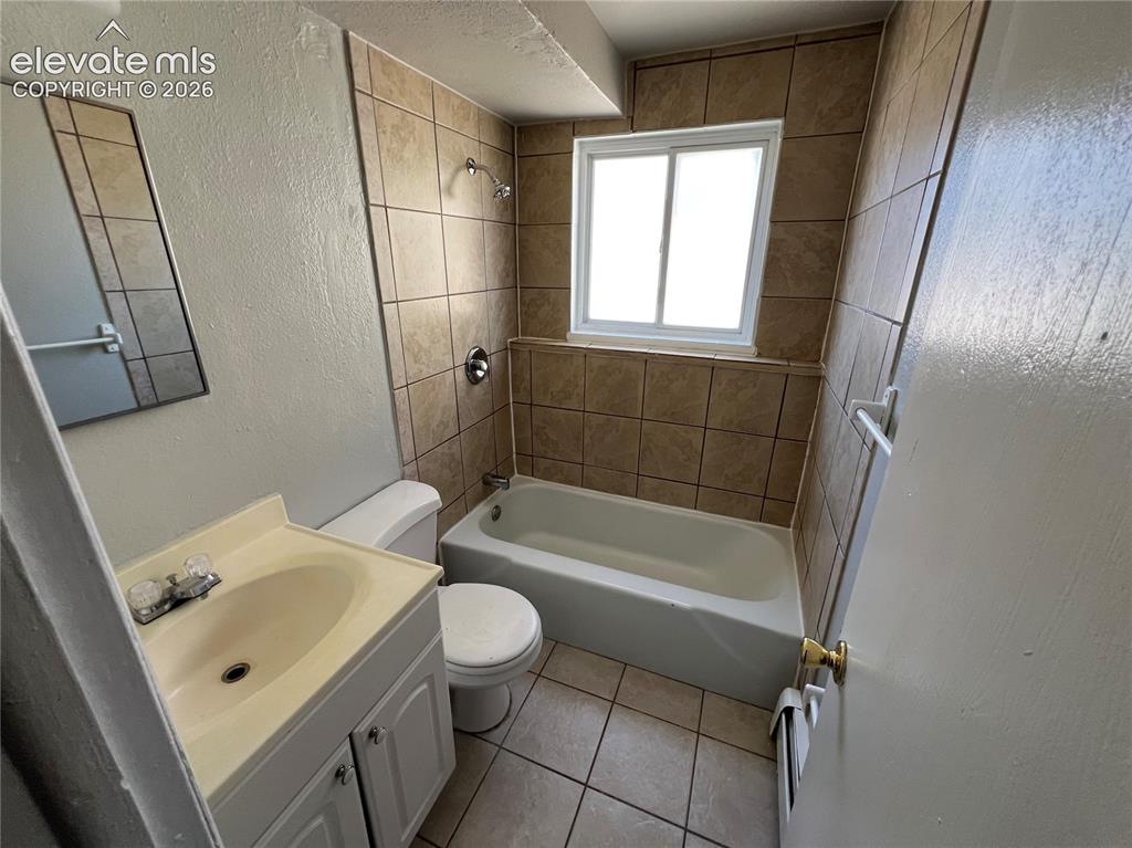 318 Bonnie Court Colorado Springs CO 80916
