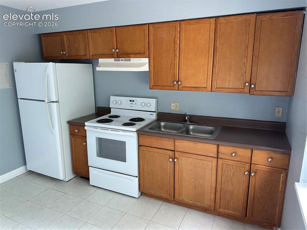 318 Bonnie Court Colorado Springs CO 80916
