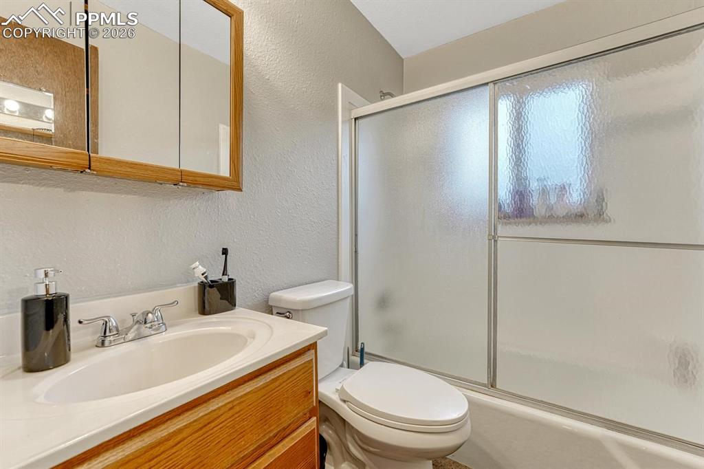 345 Gahart Drive Colorado Springs CO 80916