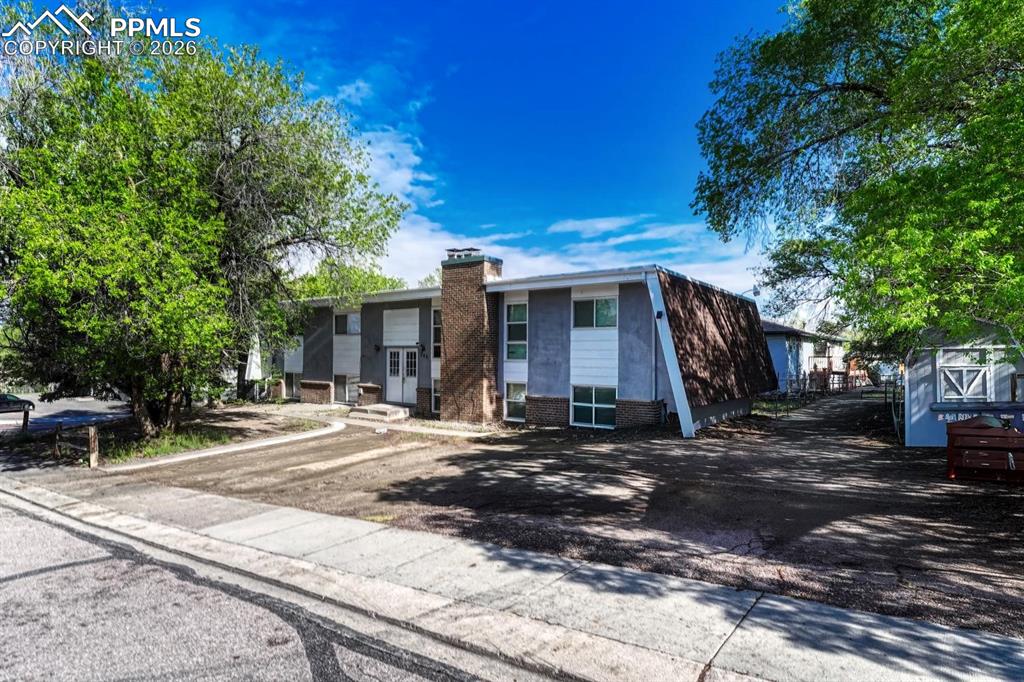 345 Gahart Drive Colorado Springs CO 80916