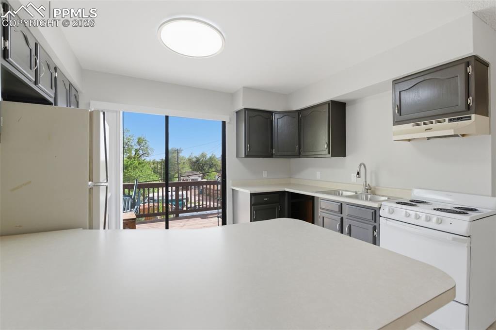 1921 E Dale Street Colorado Springs CO 80909