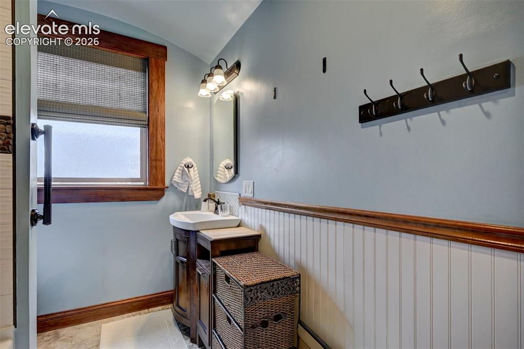 1003 E Boulder Street Colorado Springs CO 80903