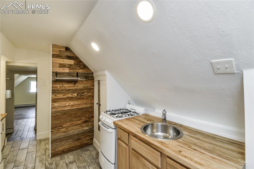 219 Jackson Street Pueblo CO 81004