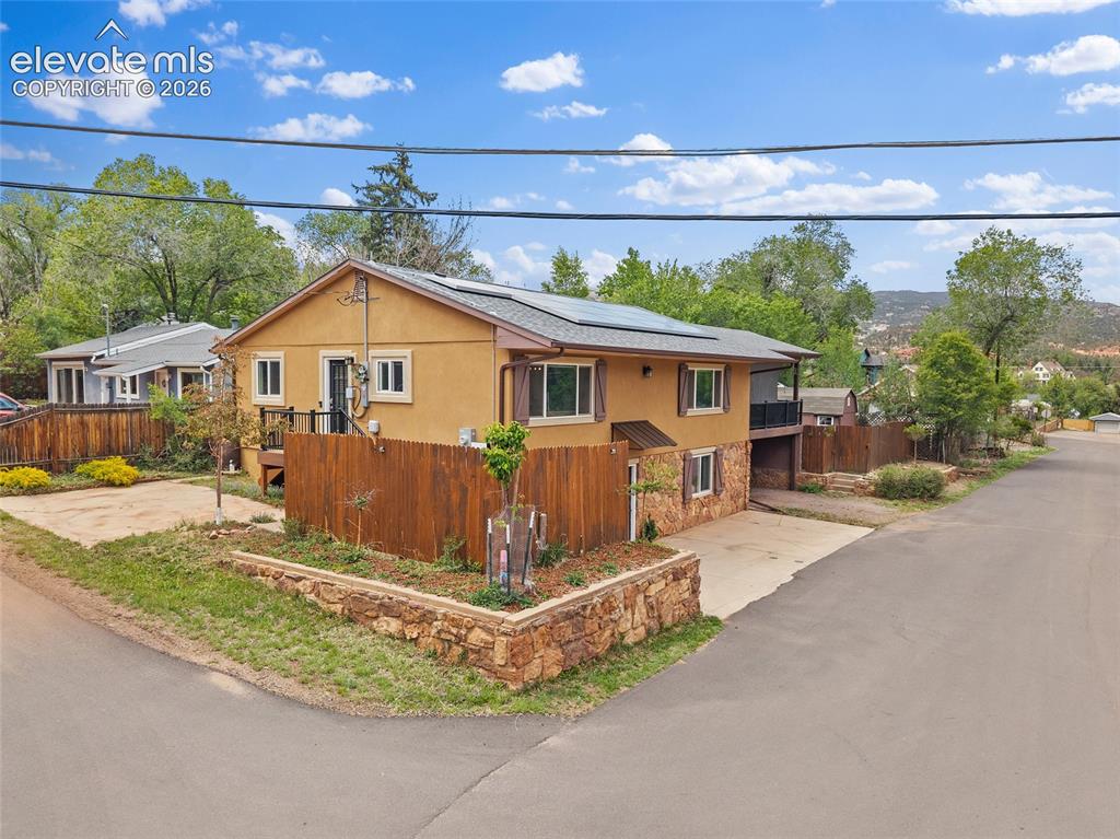 208 Oak Place Manitou Springs CO 80829