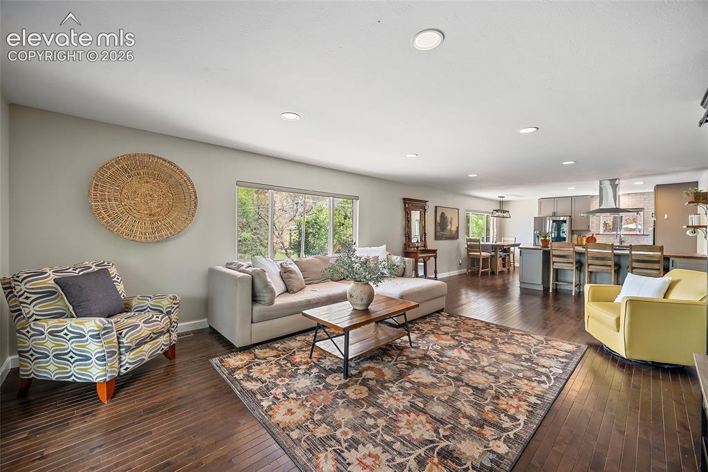 208 Oak Place Manitou Springs CO 80829