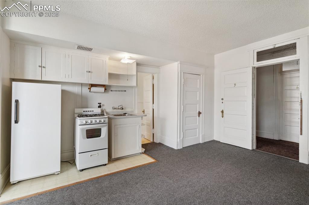 1215 N Nevada Avenue Colorado Springs CO 80903