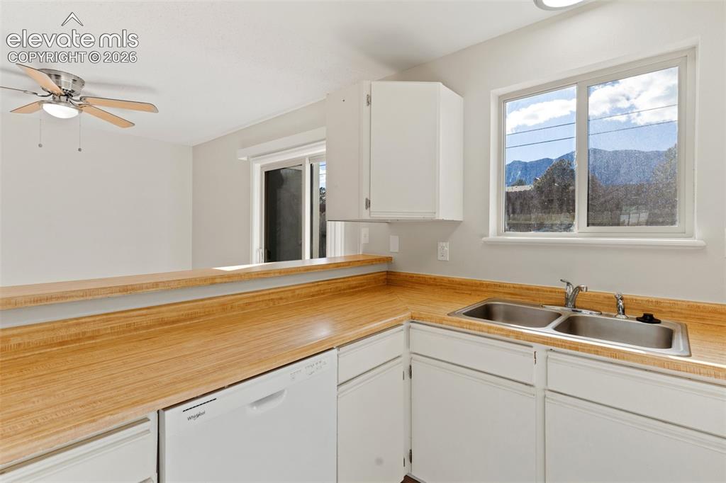 872 London Green Way Colorado Springs CO 80906