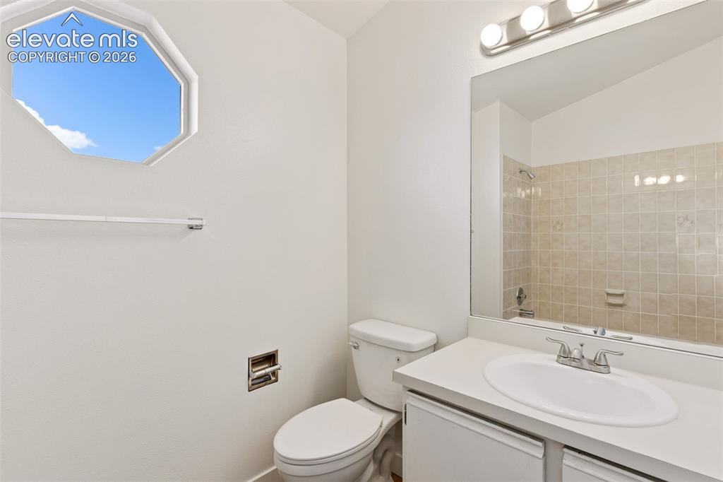 872 London Green Way Colorado Springs CO 80906