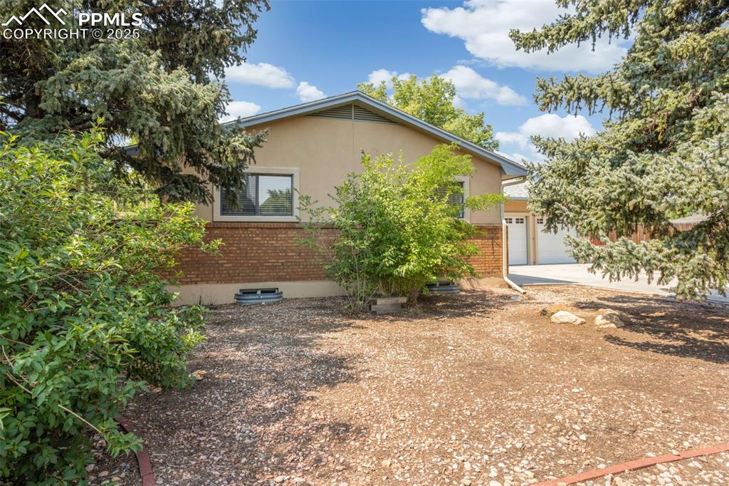 1319 Acacia Drive Colorado Springs CO 80907
