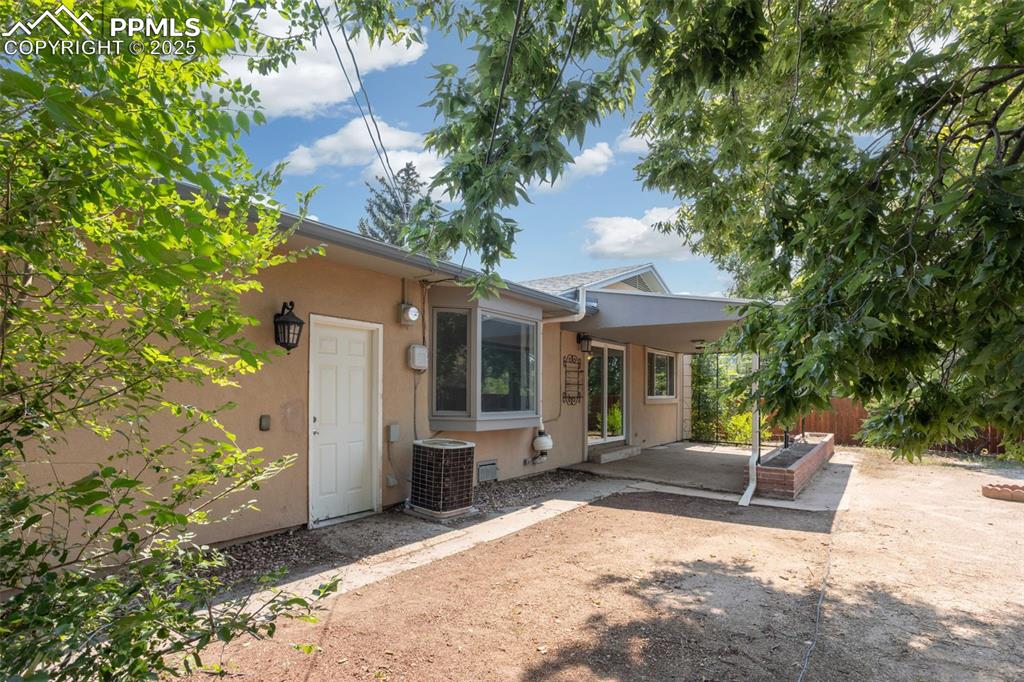1319 Acacia Drive Colorado Springs CO 80907