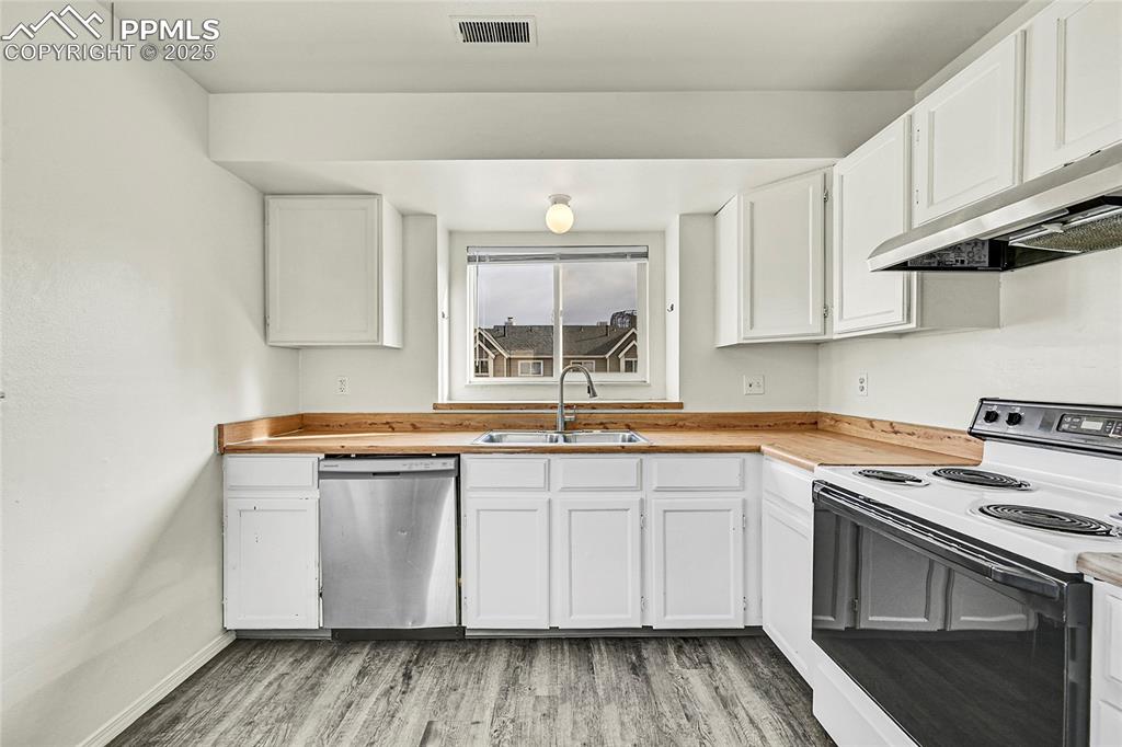 1051 Mazatlan Circle Colorado Springs CO 80910