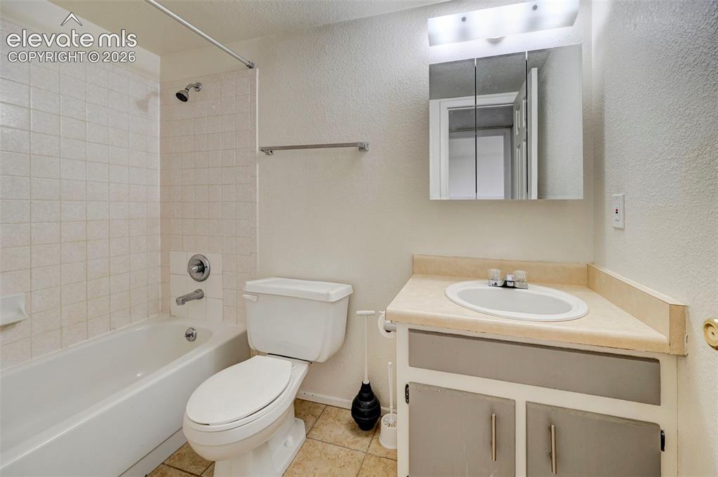 5560 Bowden Loop Colorado Springs CO 80915