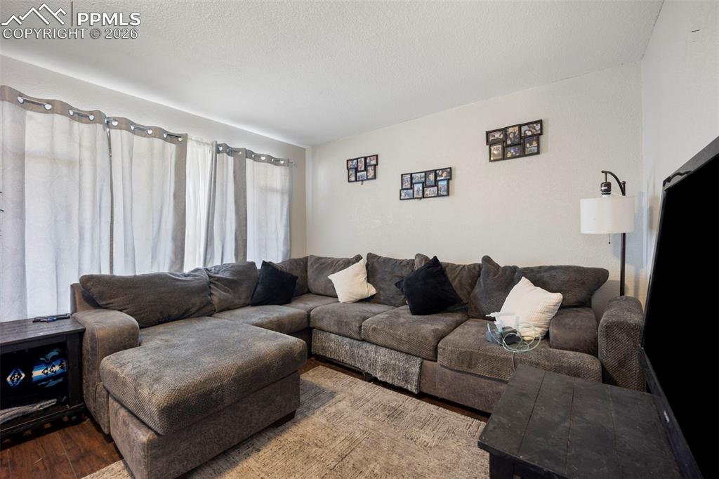 60 Loch Lomond Lane Pueblo CO 81001