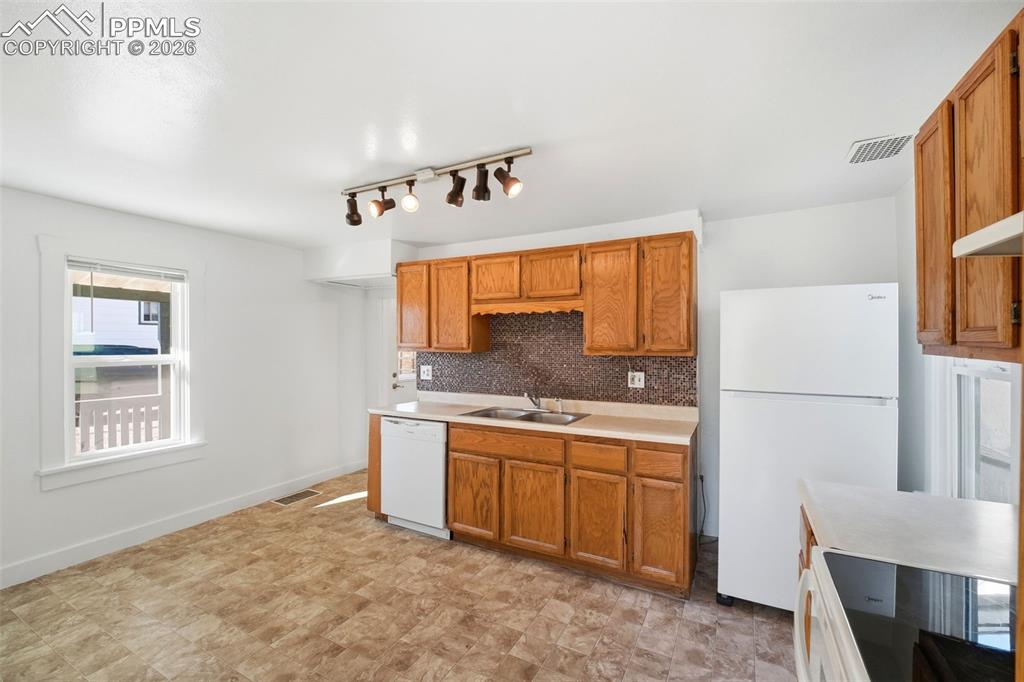 1512 E Monument Street Colorado Springs CO 80909