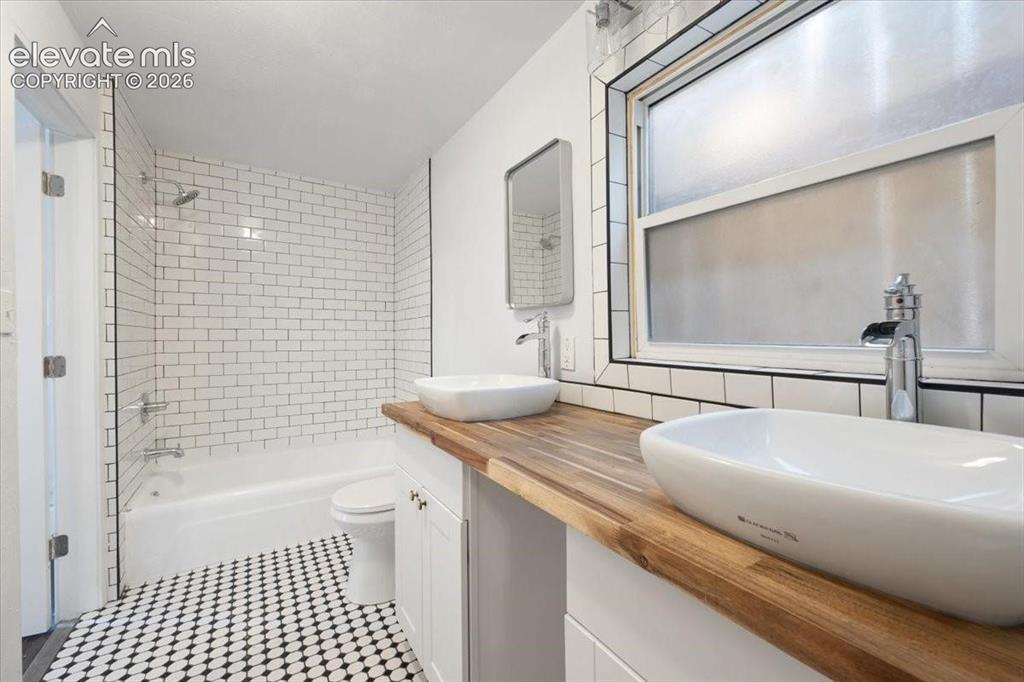 125 Ruxton Avenue Manitou Springs CO 80829