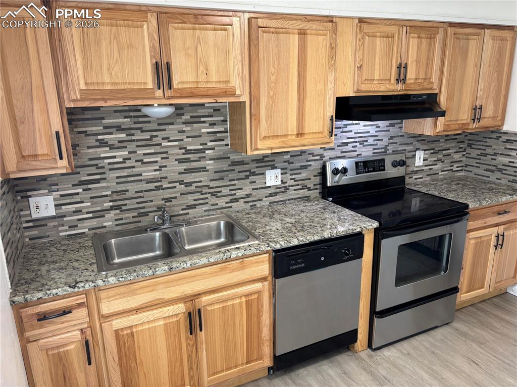 2921 Straus Lane Colorado Springs CO 80907