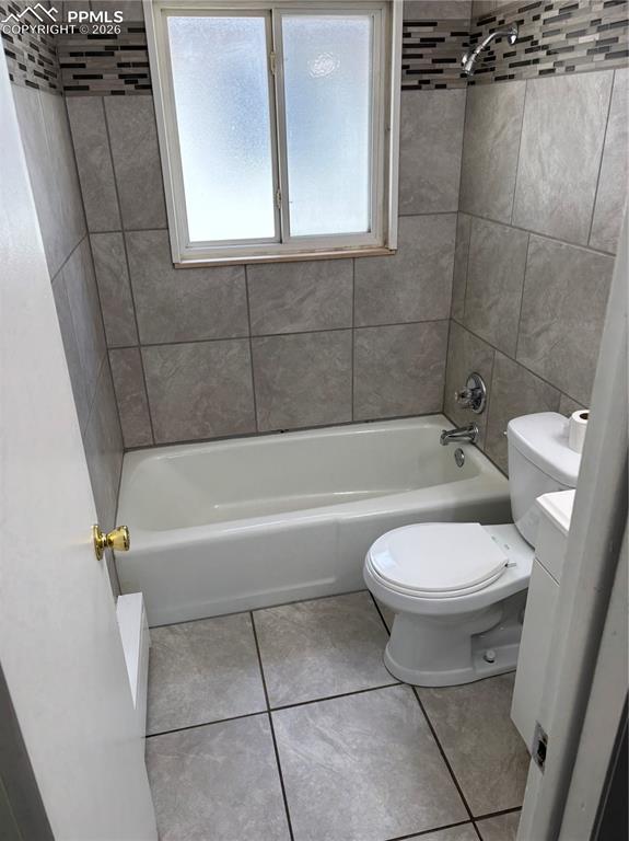 2921 Straus Lane Colorado Springs CO 80907
