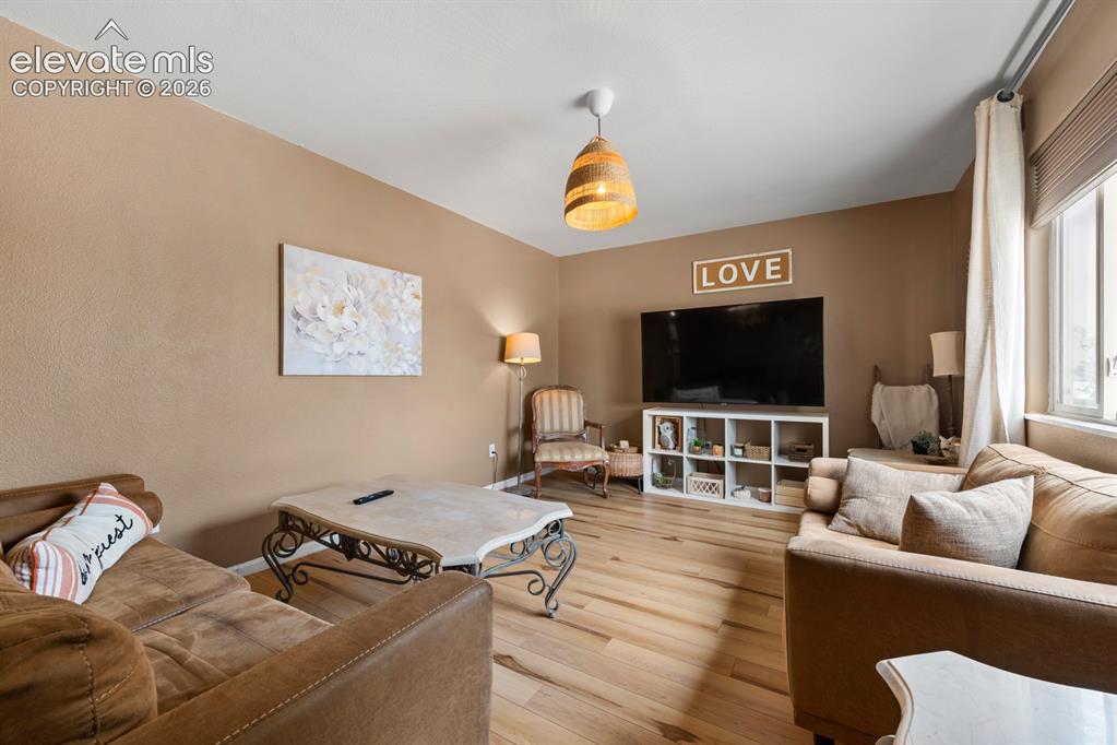 219-221 W Harmony Drive Pueblo CO 81007