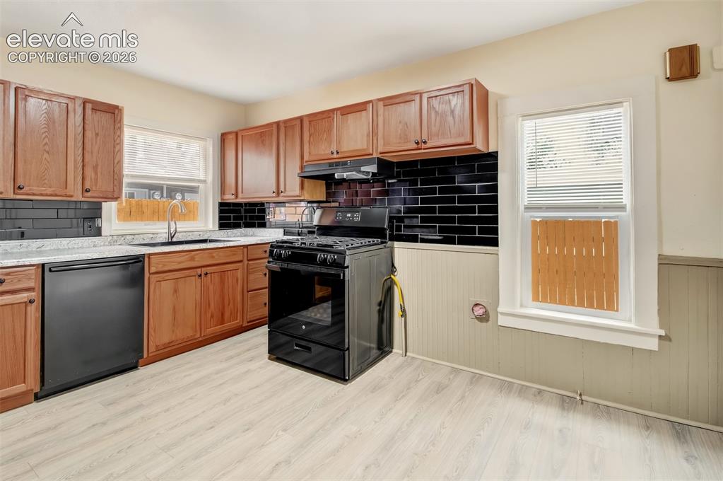 2723 Wood Avenue Colorado Springs CO 80909