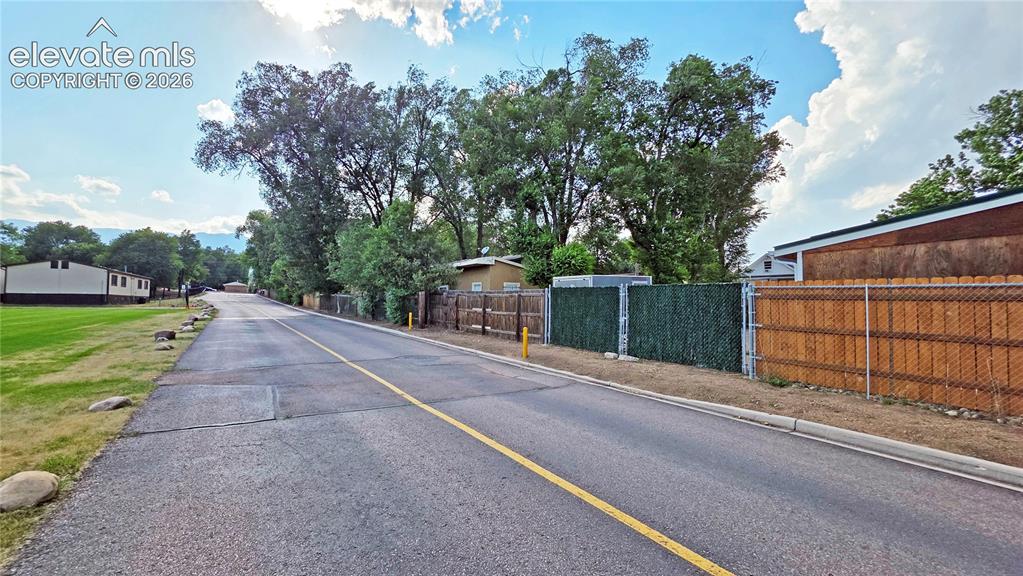537 Crockett Lane Colorado Springs CO 80905