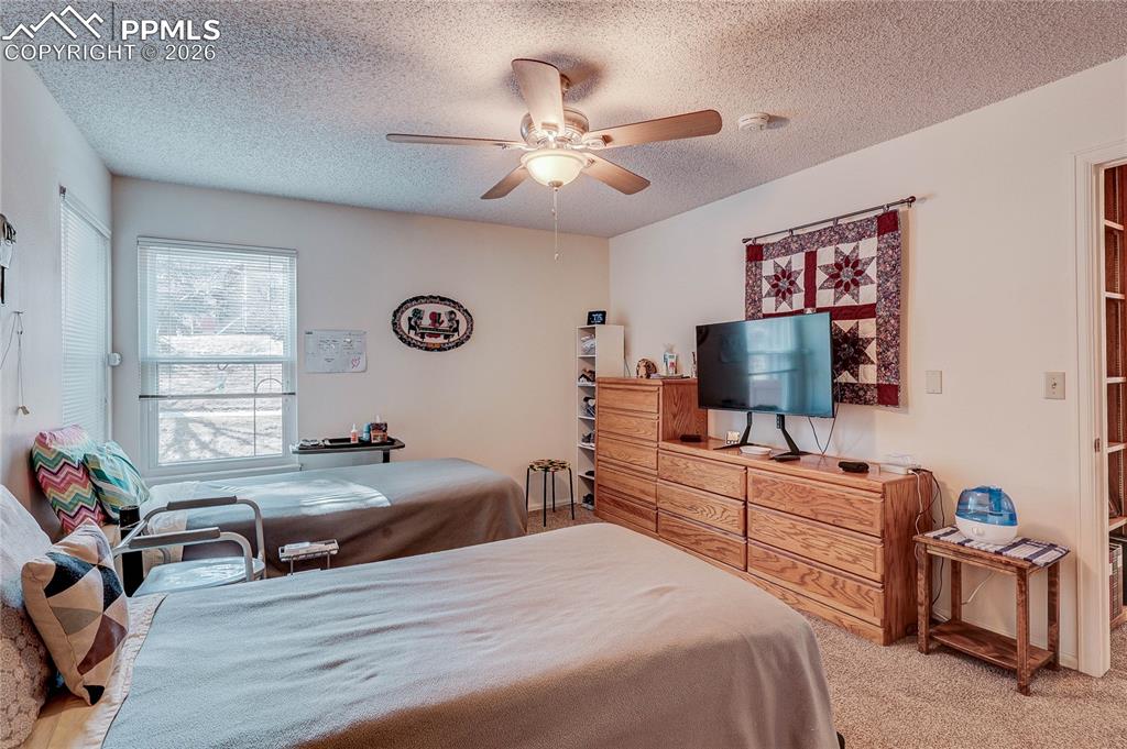 2533 Patriot Heights Colorado Springs CO 80904