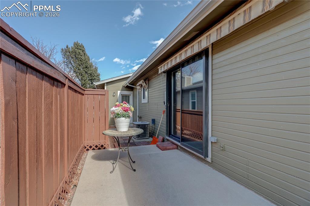 2533 Patriot Heights Colorado Springs CO 80904