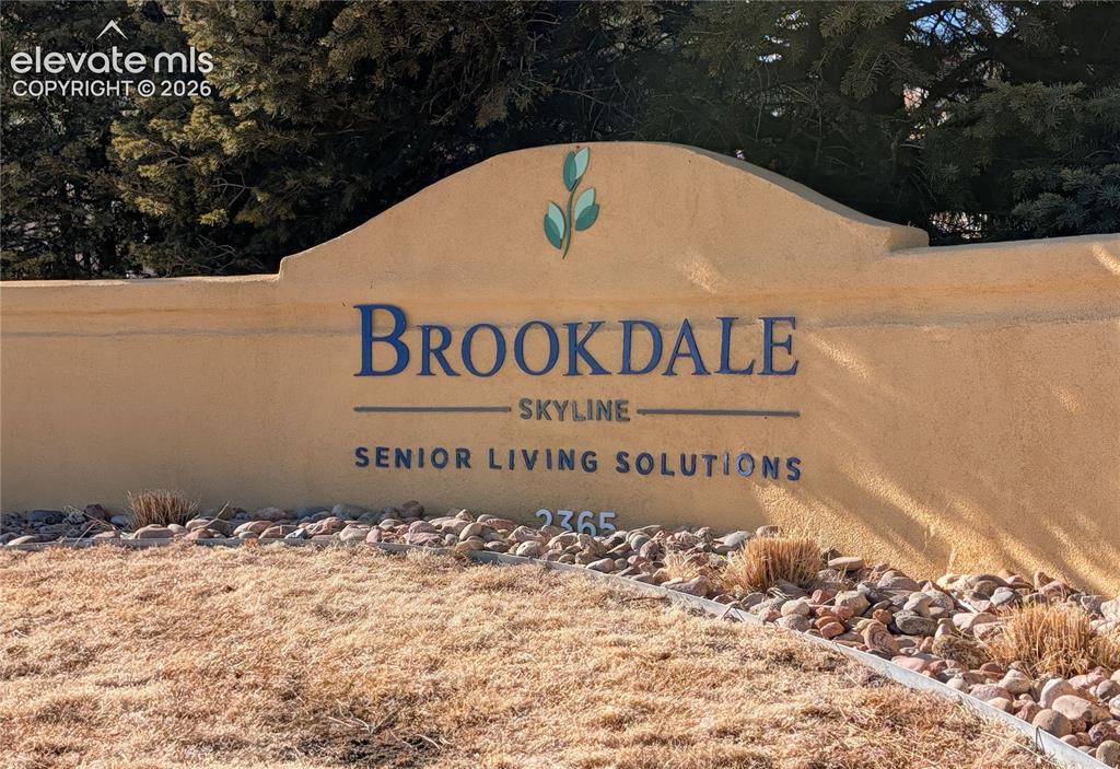 2533 Patriot Heights Colorado Springs CO 80904