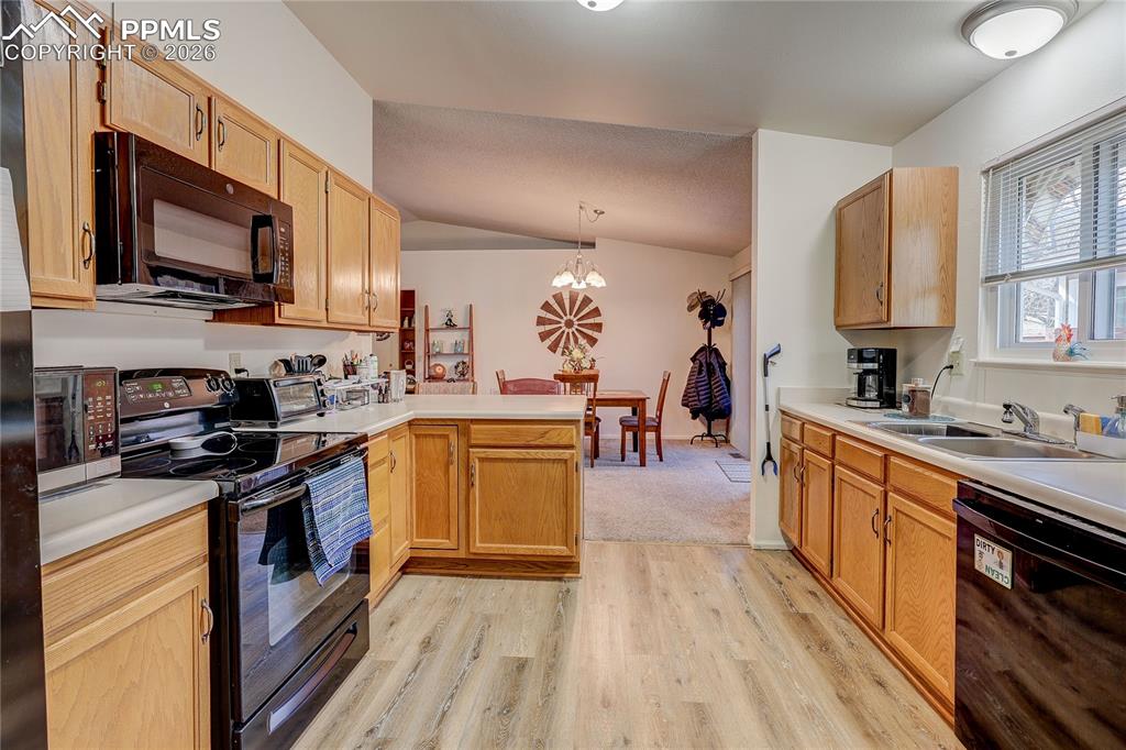 2533 Patriot Heights Colorado Springs CO 80904
